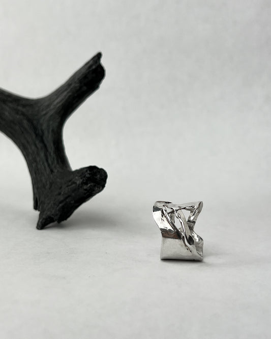 Rooted Band Ring