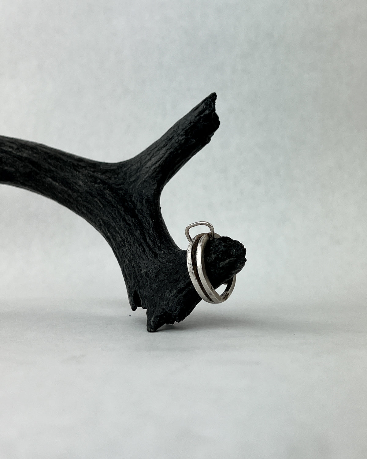Negative Stone Ring